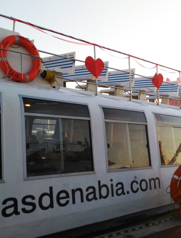 Naviera Nabia | San Valentín
