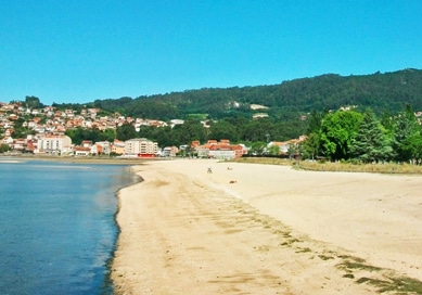   Praia da Xunqueira: uma das melhores praias da Moaña.